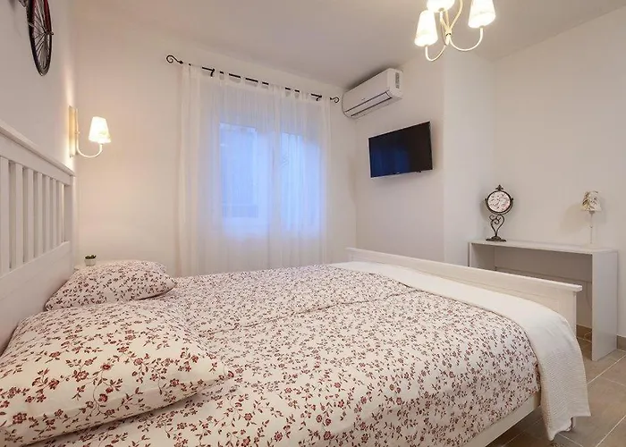 Mirona - Apartament