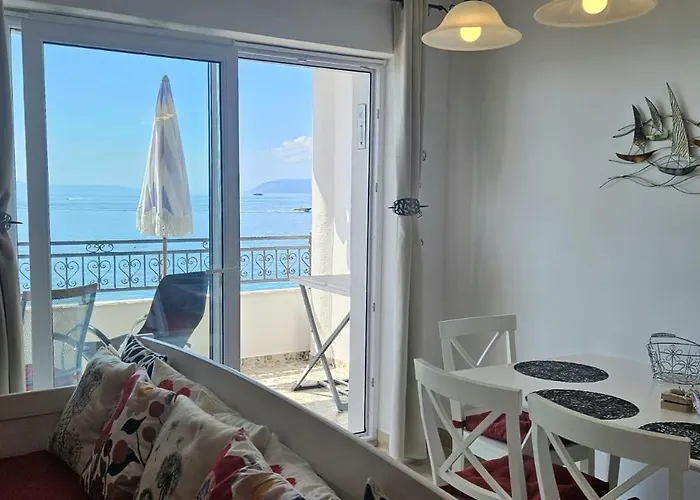 Apartament Mirona - *