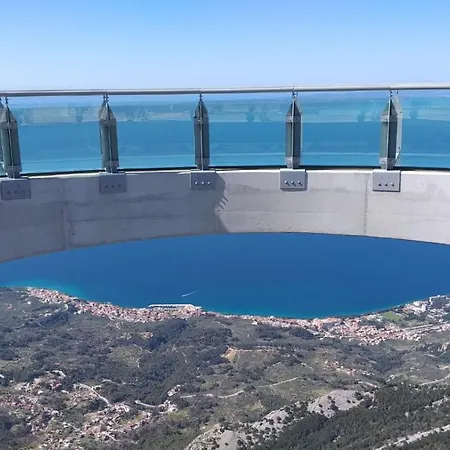 Mirona - Apartmán *